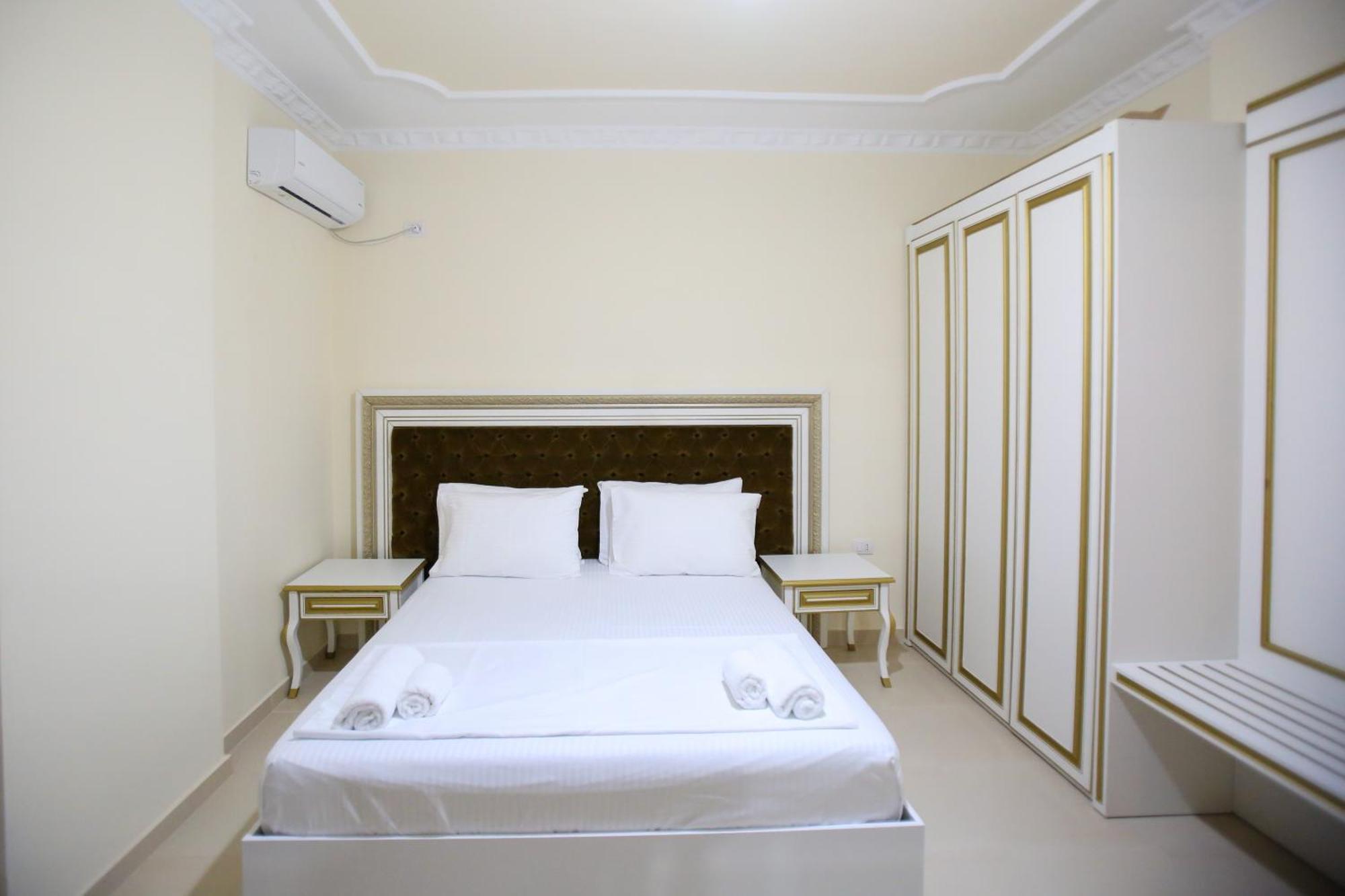 Oasis Residence Vlorë エクステリア 写真