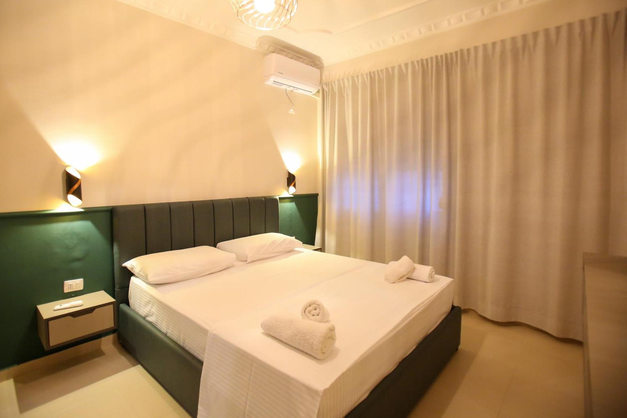 Oasis Residence Vlorë エクステリア 写真