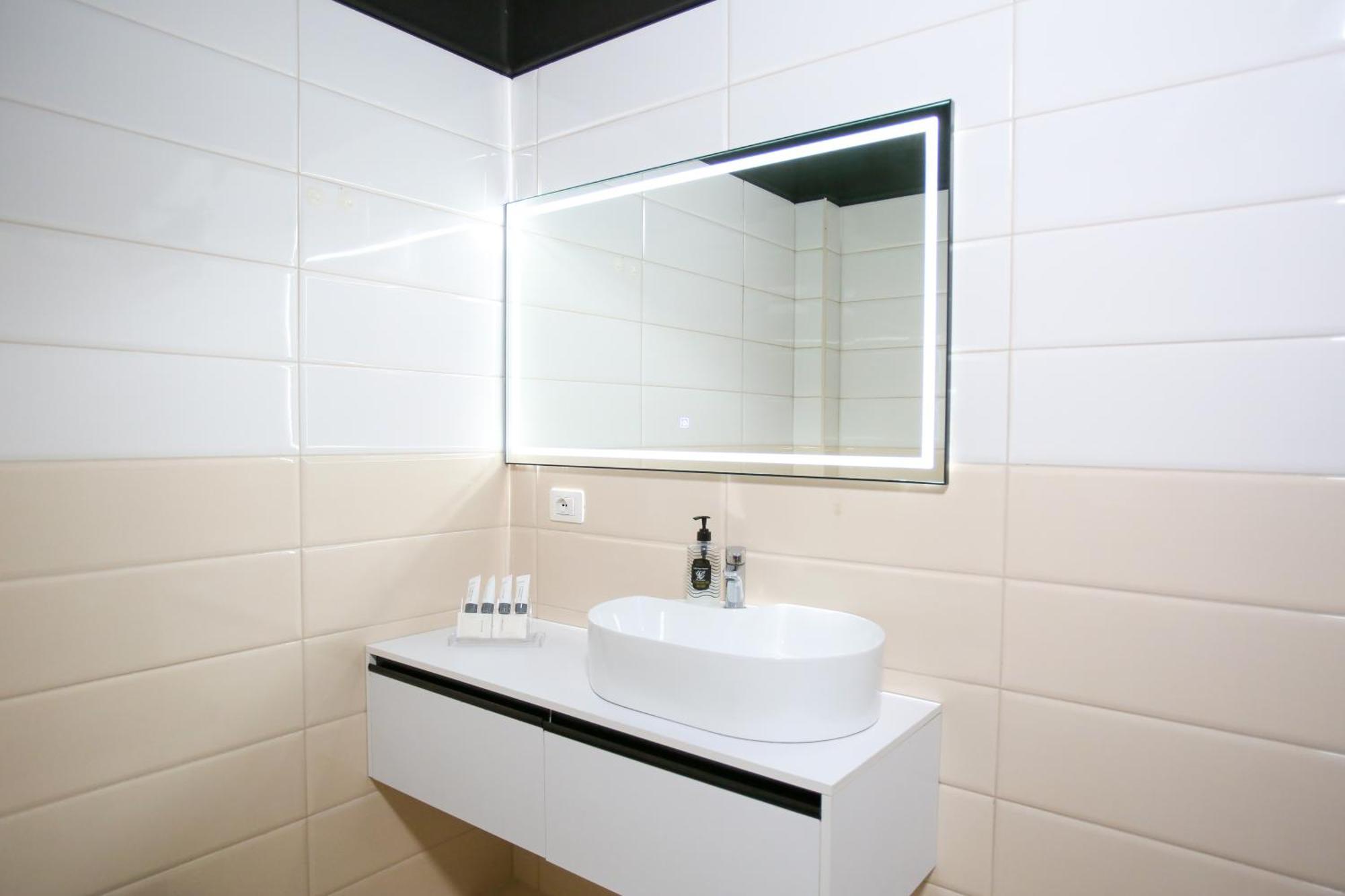 Oasis Residence Vlorë エクステリア 写真