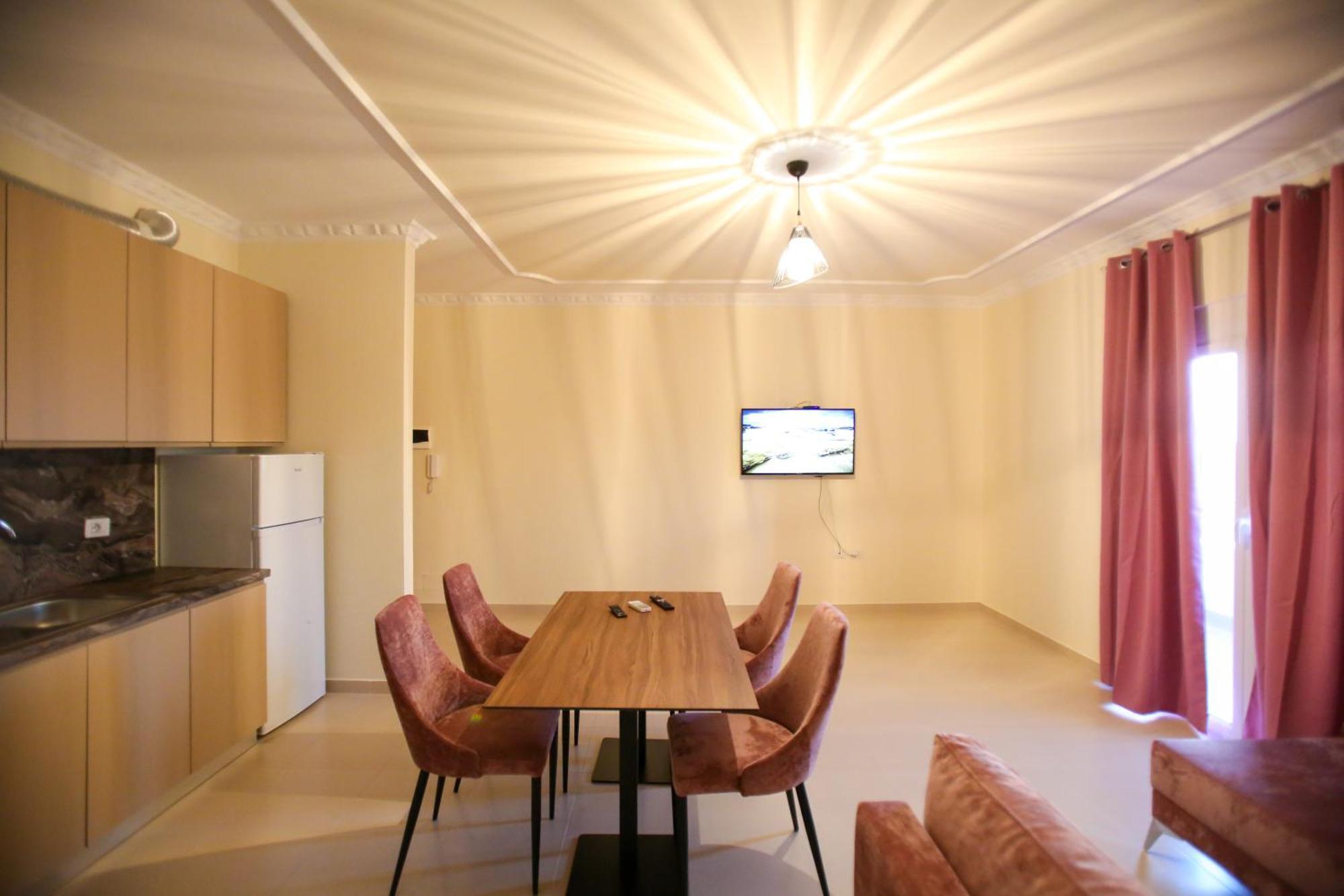 Oasis Residence Vlorë エクステリア 写真